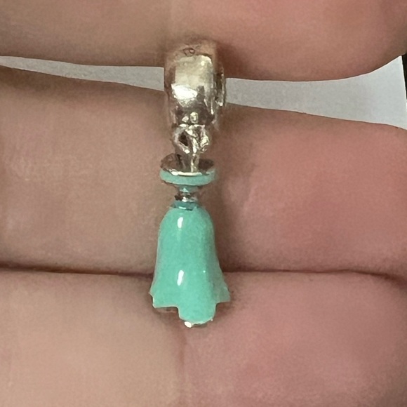 FIRM - Authentic Pandora Jasmine Dress Charm - Picture 12 of 15